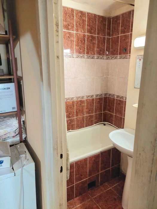 vand apartament 2 camere