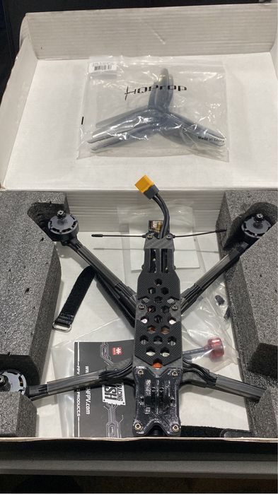 Продам дрон FPV AQUILA 7 analog