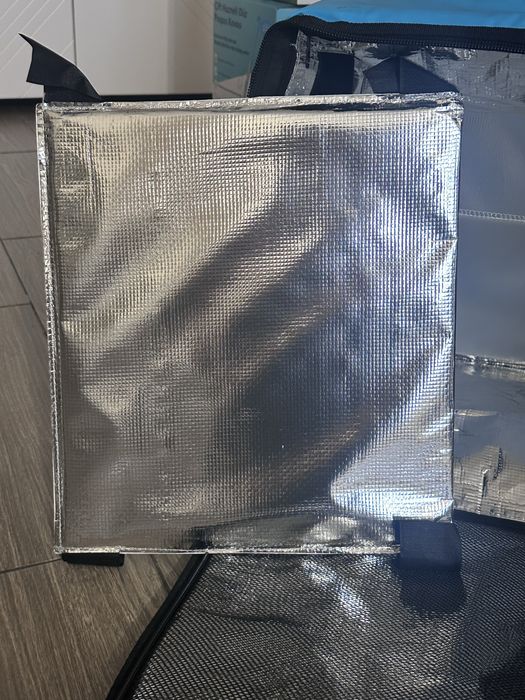 Сумка Wolt в идеальном состоянии, не разу не использовалась 100%