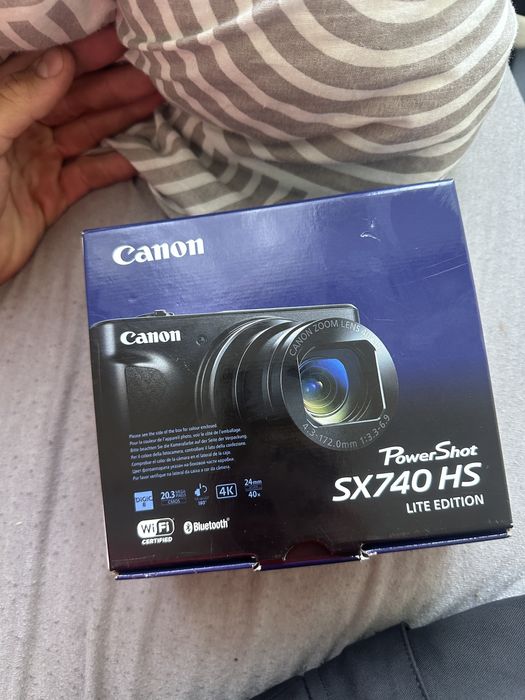Canon PowerShot sx740 hs