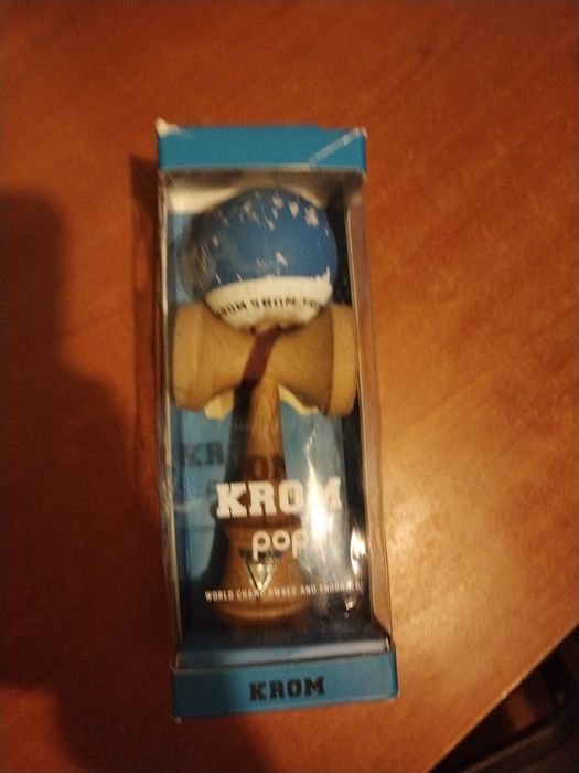Kendama krom albastra