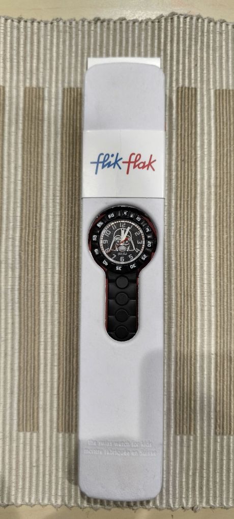 Детски часовник Swatch Flik-Flak Star Wars Darth Vader