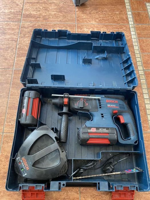 Перфоратор Bosch v 36 li