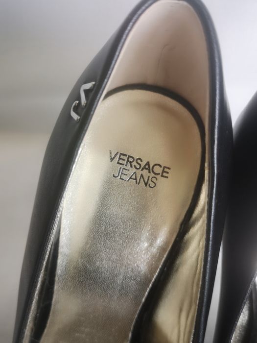 Versace Jeans, нови обувки, номер 39