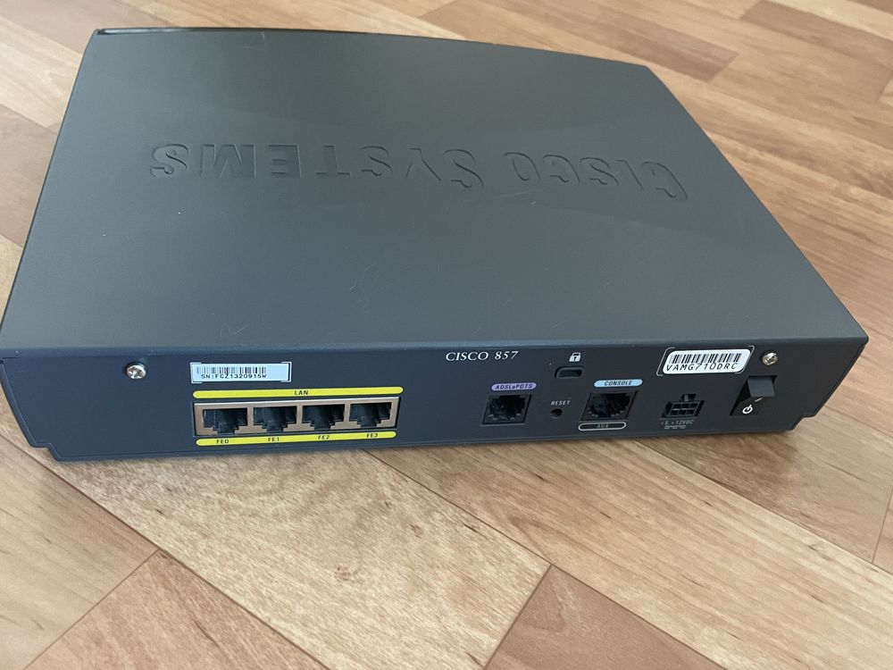 Cisco маршрутизатор 800 series