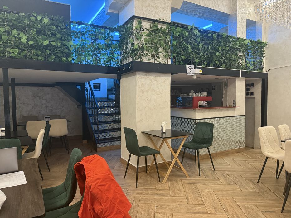 Vand afacere la cheie