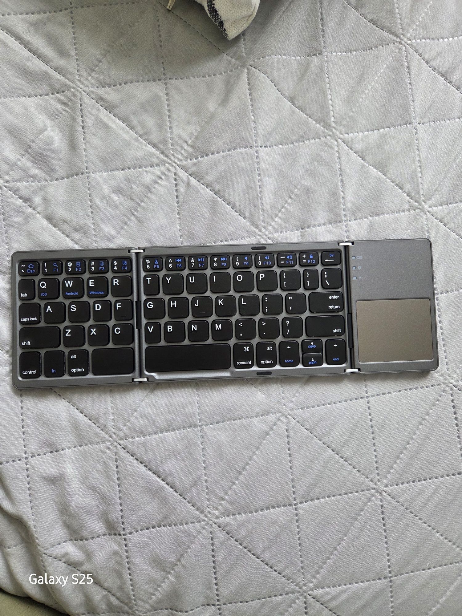 Bluetooth клавиатура