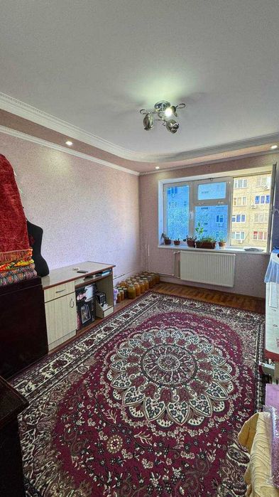 Шахар маркази Асака банк 3 қаватда 2 хонали квартира сотилади.ID: 1443