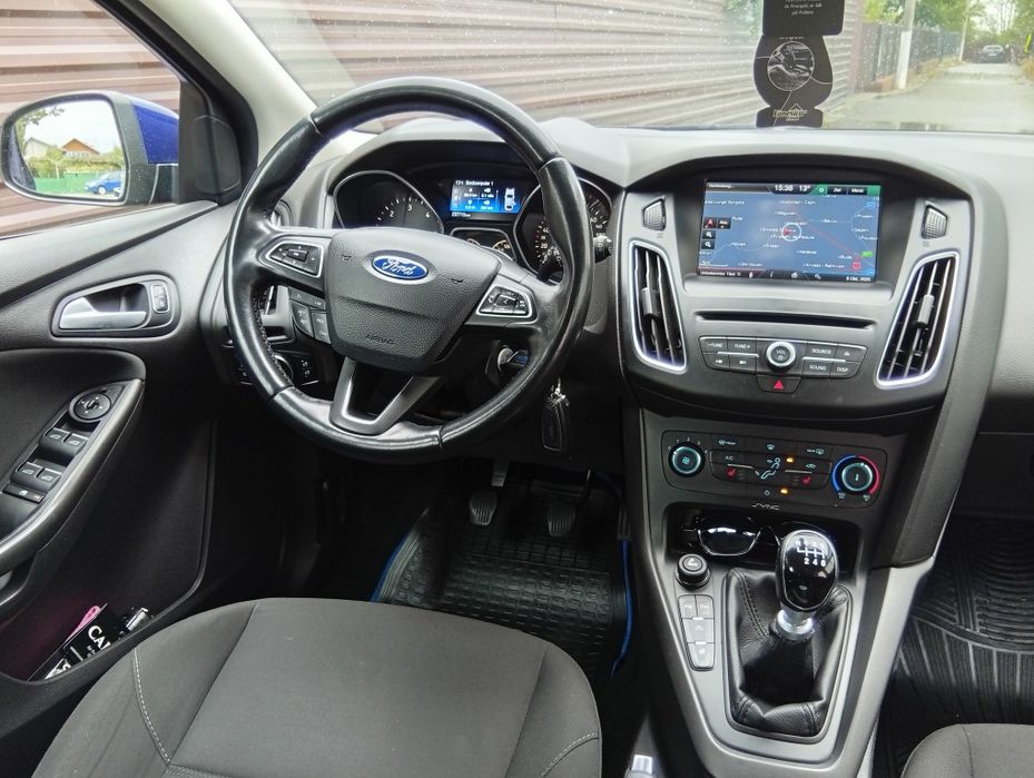 Ford focus titanium