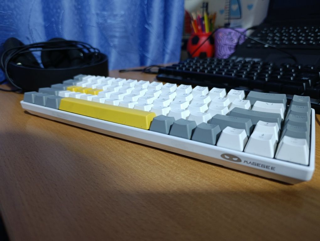 Игровая клавиатура magegee, б/у
