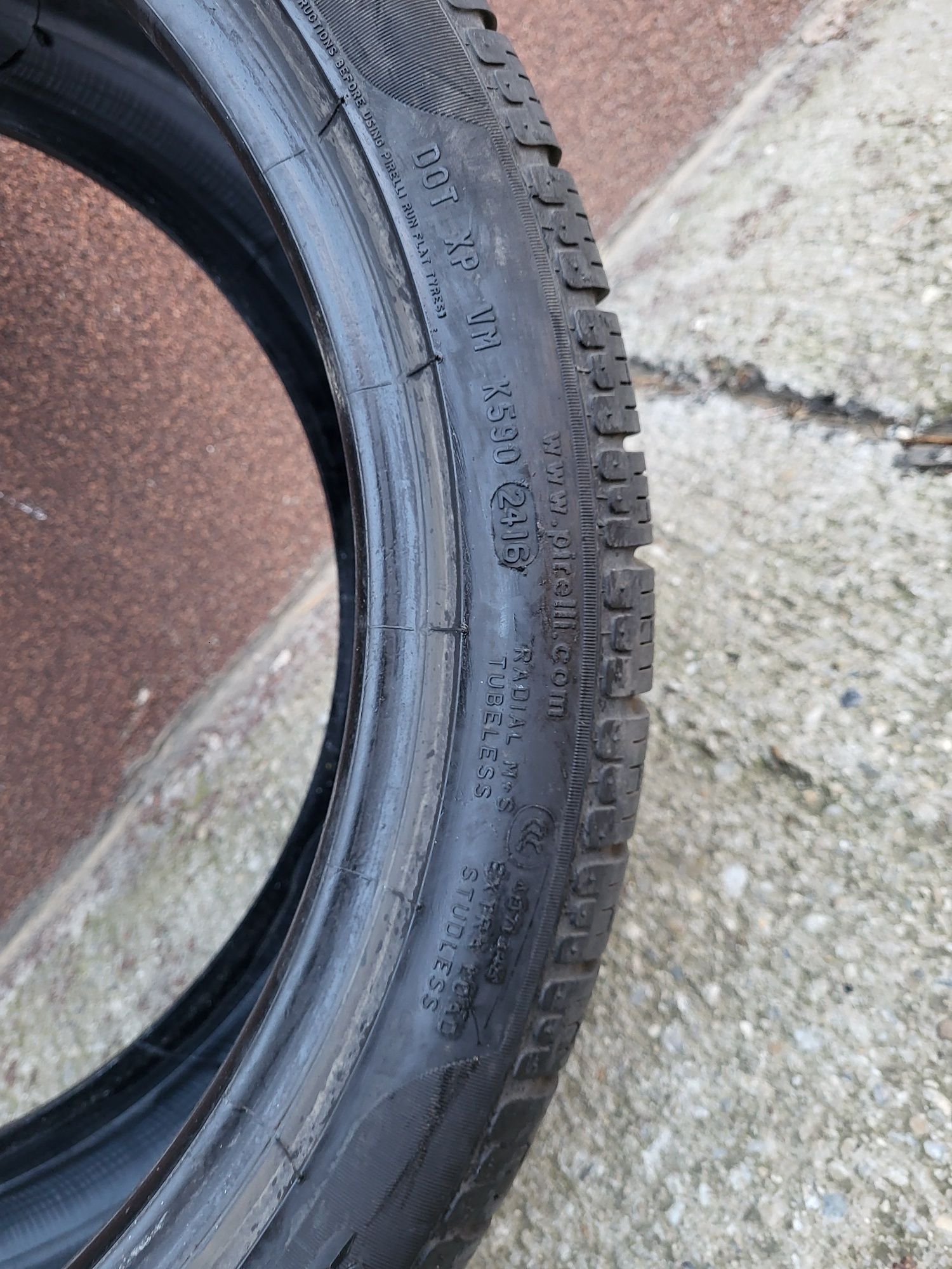 Cauciucuri Pirelli SottoZero 255/35/18