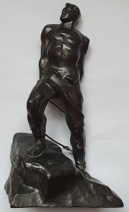 Литая статуэтка "Муса Джалиль" (СССР) из металла - силумина и шпиатра