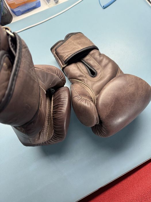 Manusi Box Knockout Legend Sparring
