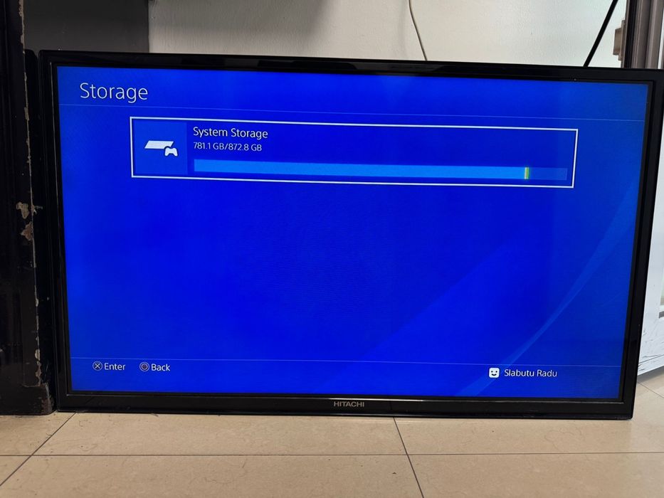 PLayStation 4 PRO Memorie 1 TB 2 controllere wireless