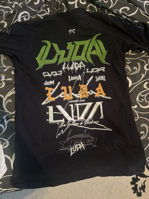 Тениски на ЛУДА S/M