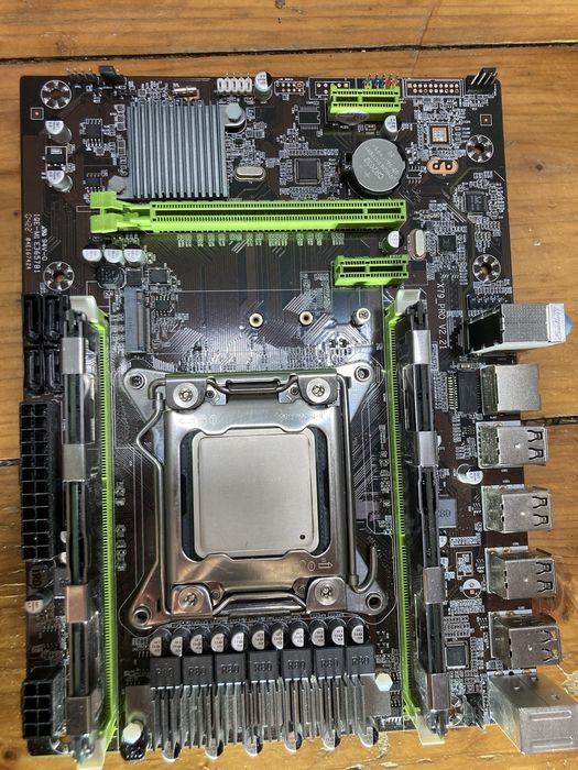 Компьютер на Ксеноне