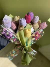 Плетени цветя за подарък