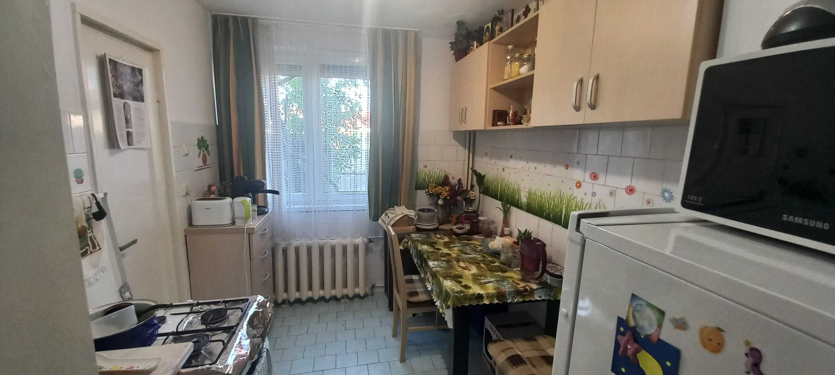 Vand apartament 2 camere