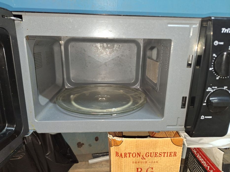 Продам  микроволновку