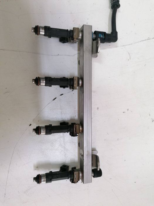 Injector injectoare Opel corsa D 1.2 Benzina Z12XEP