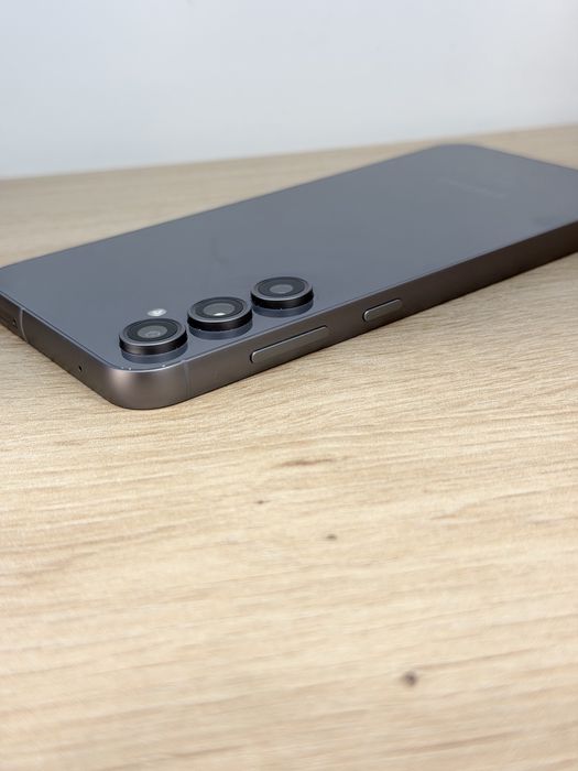 Samsung S23 FE 8/128