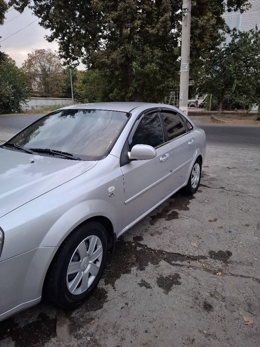 Chevrolet lasetiy