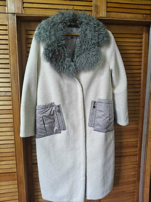 продам шубу женскую комбинированную, белую