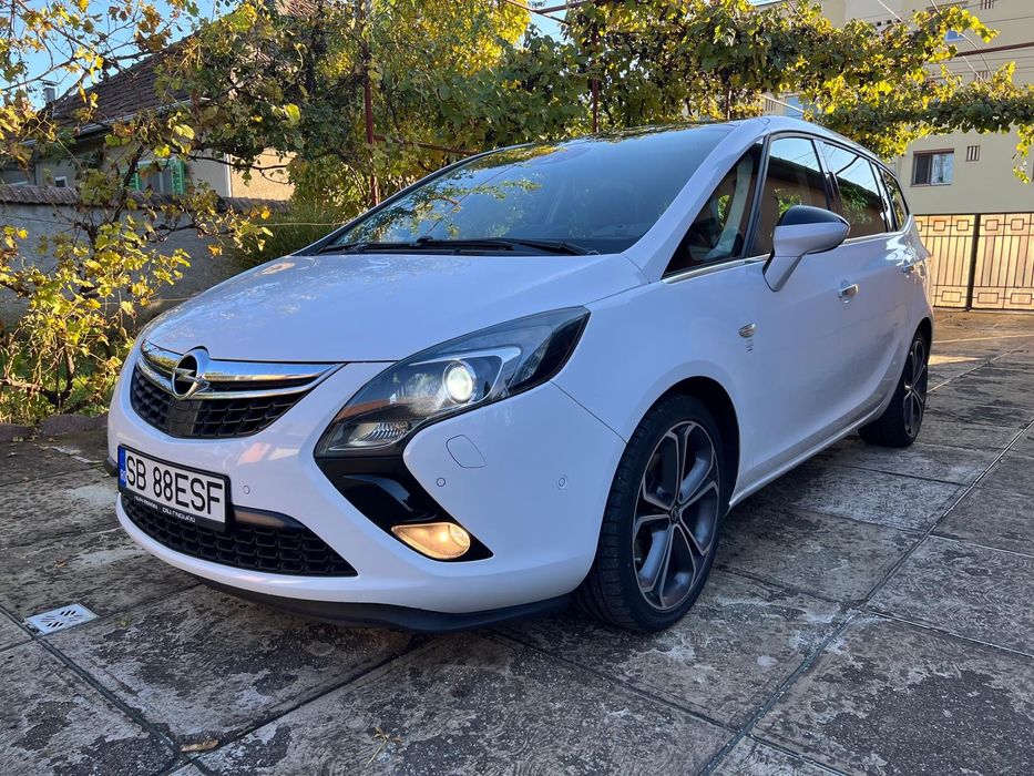 Opel Zafira Tourer