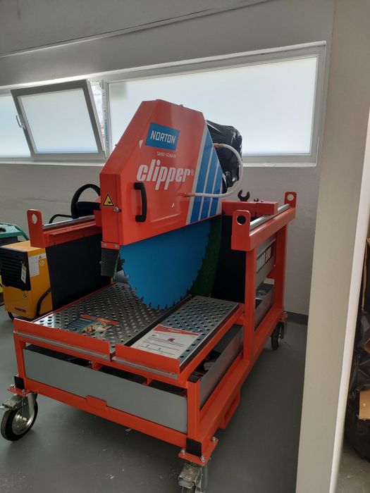 Scule profesionale de închiriat Baia Mare