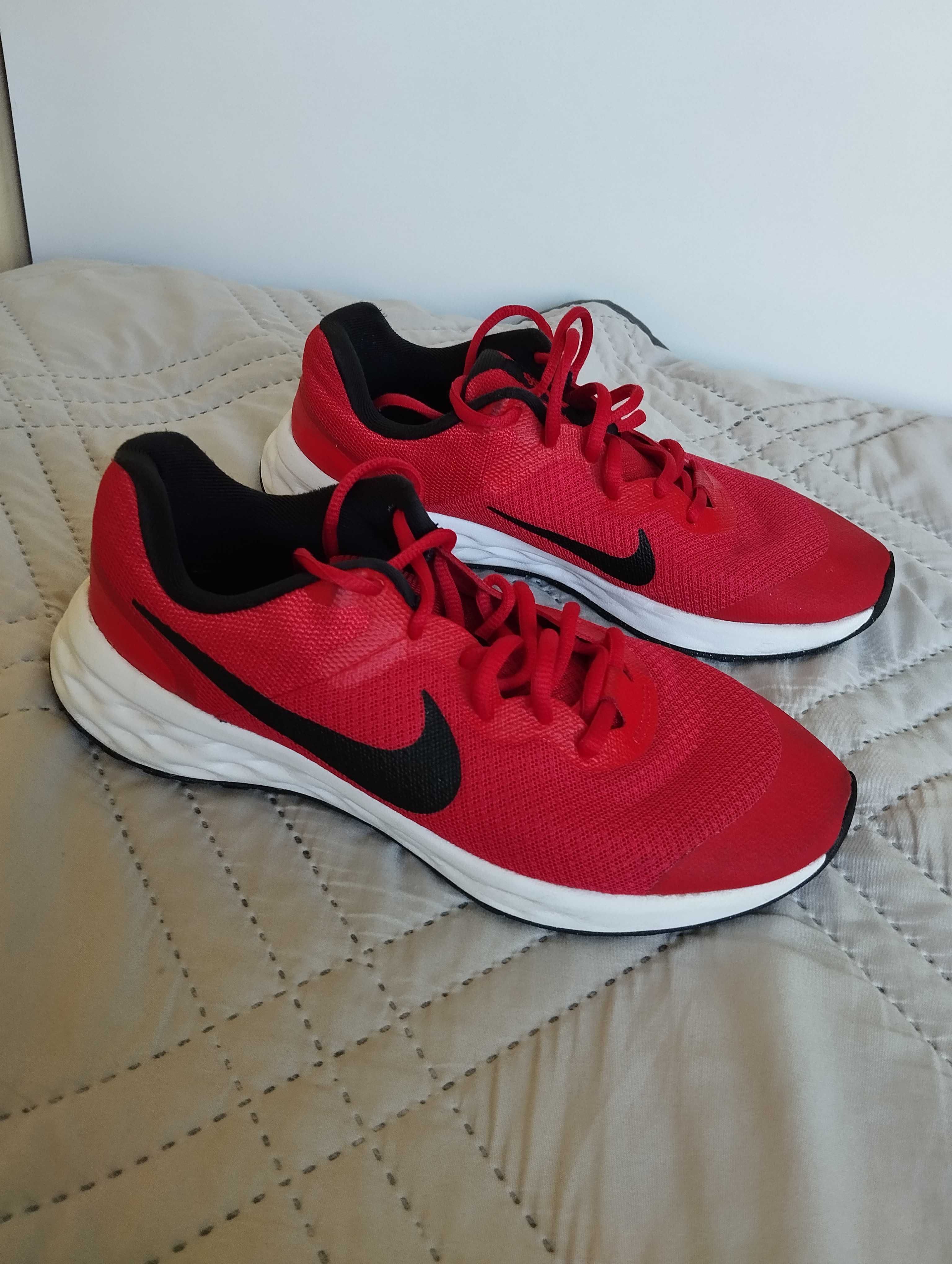 Оригинални маратонки NIKE