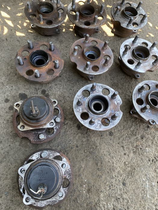 Альфард ступицы задние передние , амортизатры, пружины из Японии