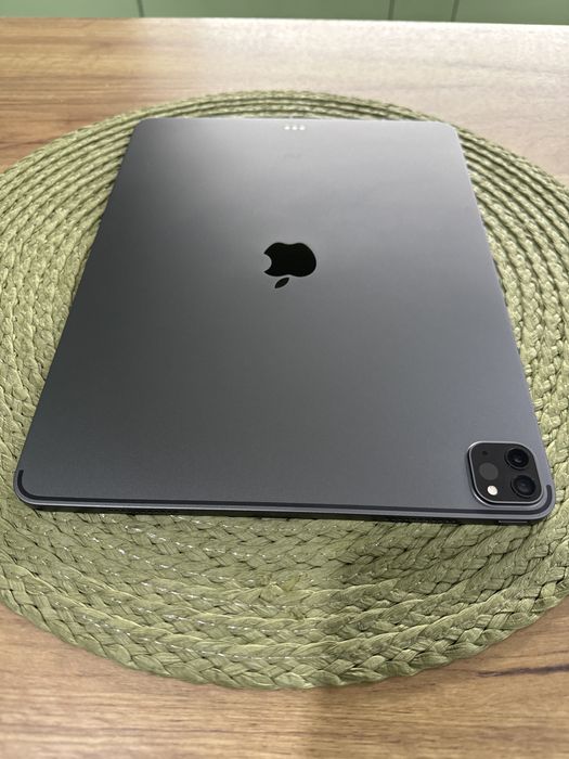 iPad Pro A2378 ~ 12.9 inch ~ M1 a 5a generatie ~Ca noua 20 incarcari
