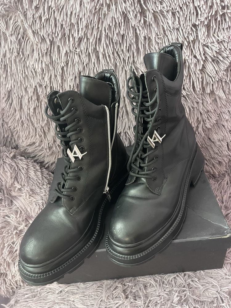 Продавам оригинални дамски боти Karl Lagerfeld