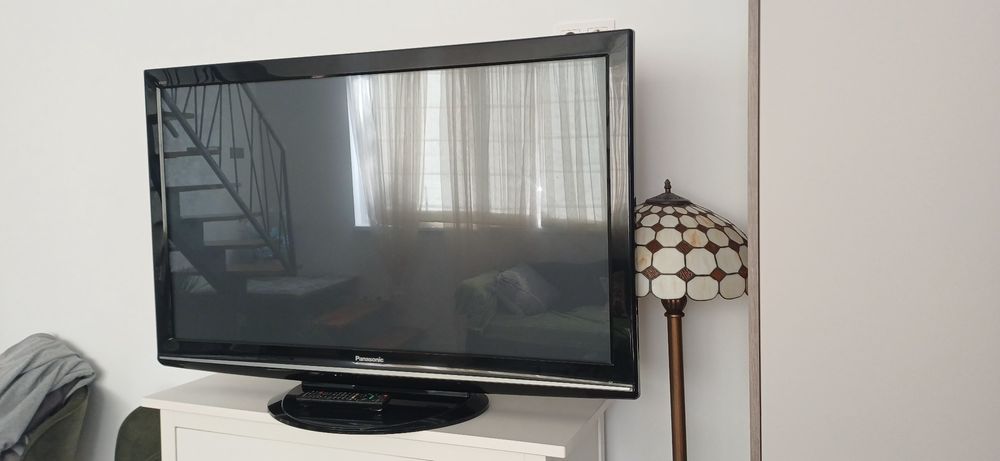 Televizor plasma Panasonic diagonala mare 160