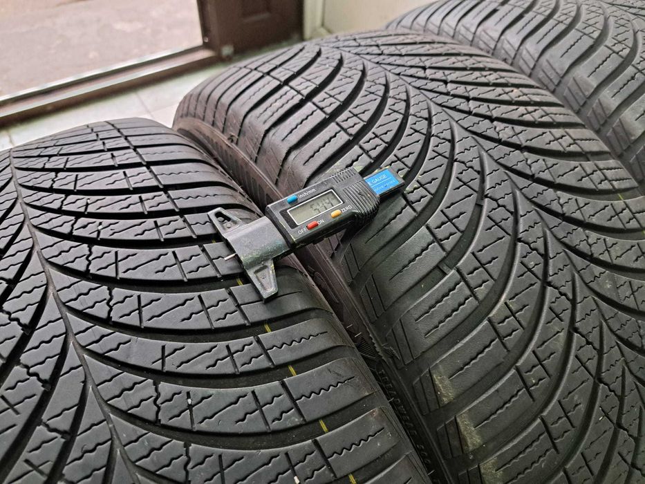 4 anvelope 235/55 R17 Goodyear 4 sezoane