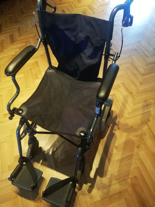 Инвалидна количка (сгъваема)