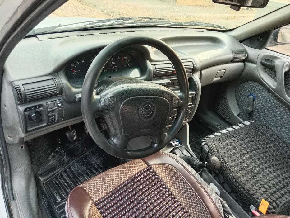 Опел Астра универсал