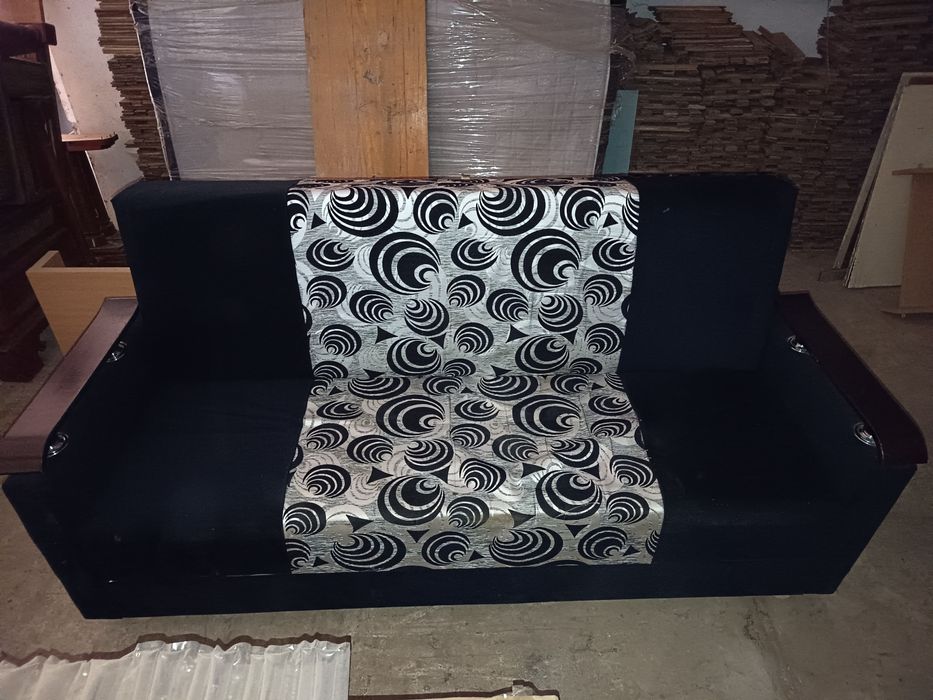 Vând canapea extensibila