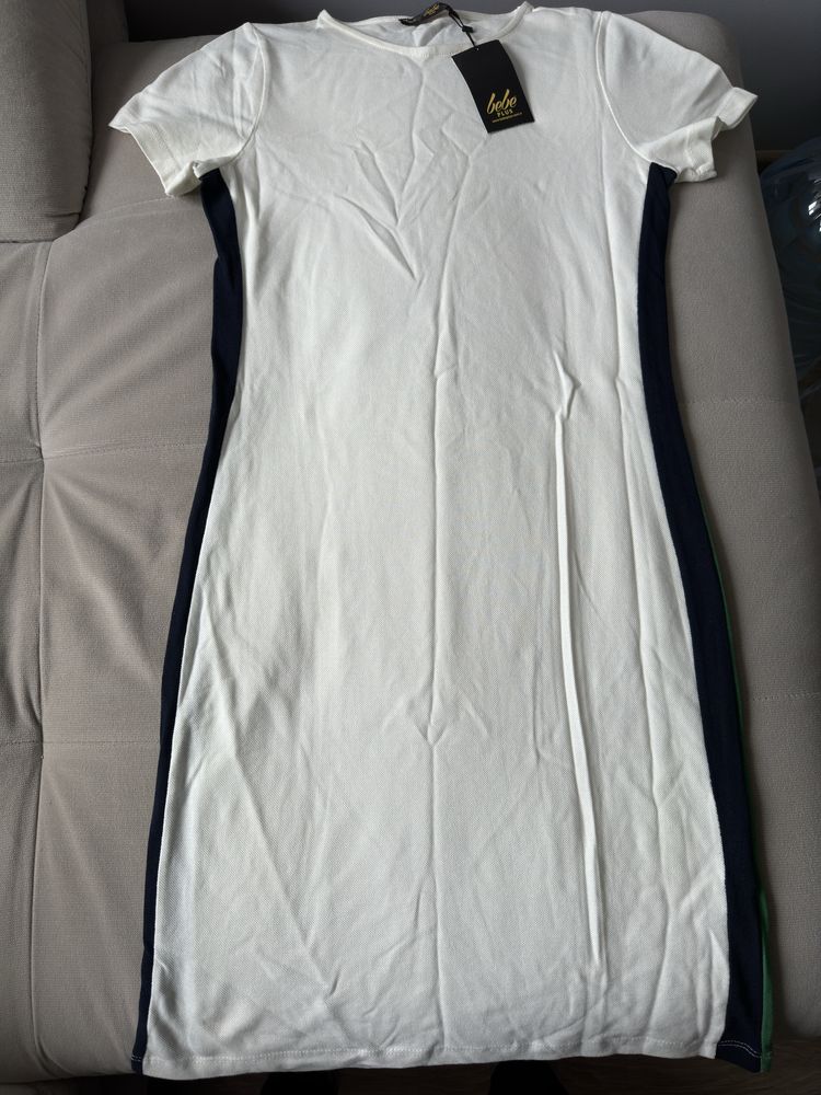 Бяла спортна рокля
