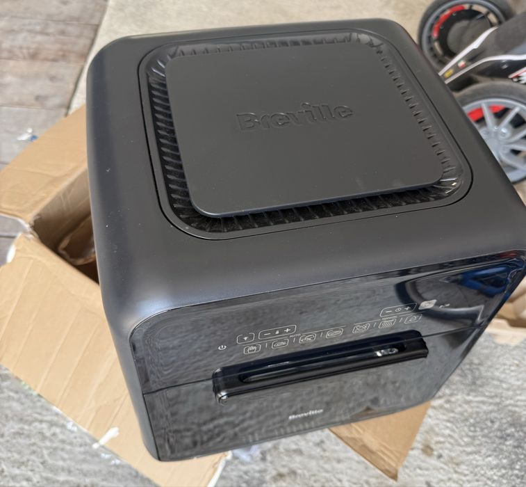 Friteuza cu aer cald Breville Airfryer