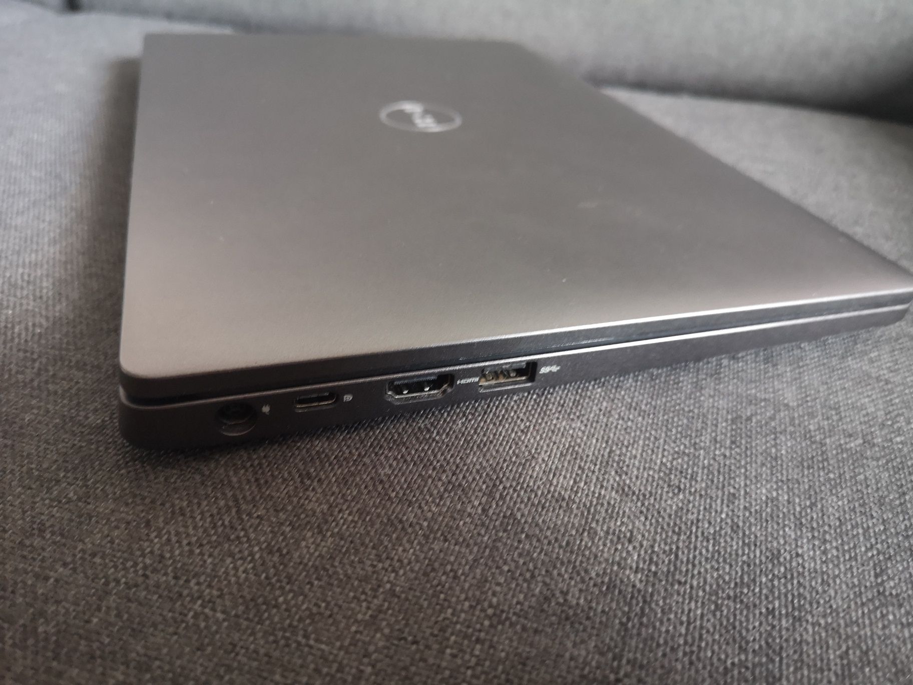 Laptop Dell i5 ssd 256mb, 8gb, windows 10