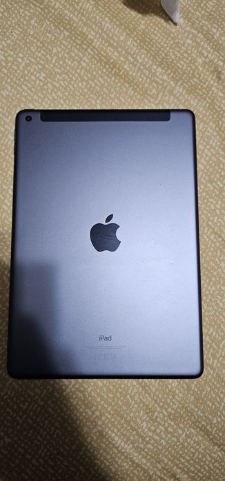 Vând sau schimb cu alceva