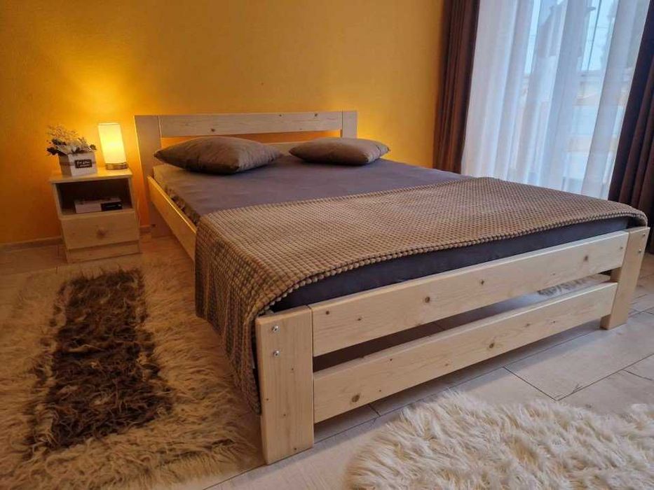 Pat din lemn masiv model  Levis 140x200 lacuit