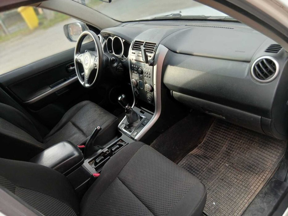 Suzuki Grand Vitara 1,9 4x4 klima an 2010 recent adusa