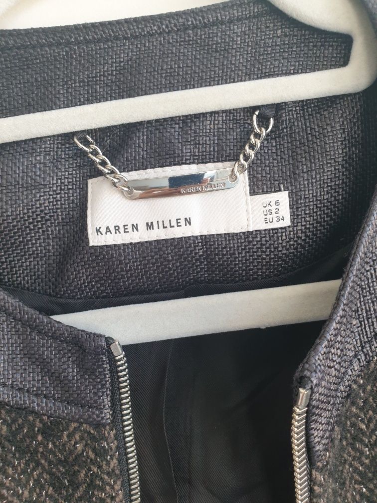 Вталено сако Karen Millen.