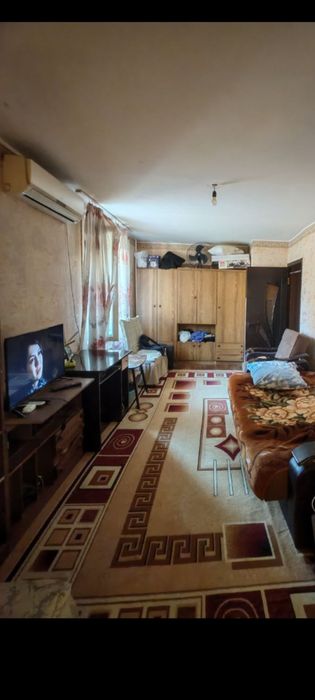 Чиланзар 1 комнатная  4 этаж 5ти этажки