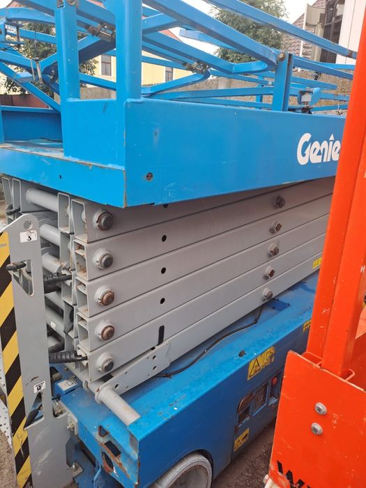 nacela Genie GS4047