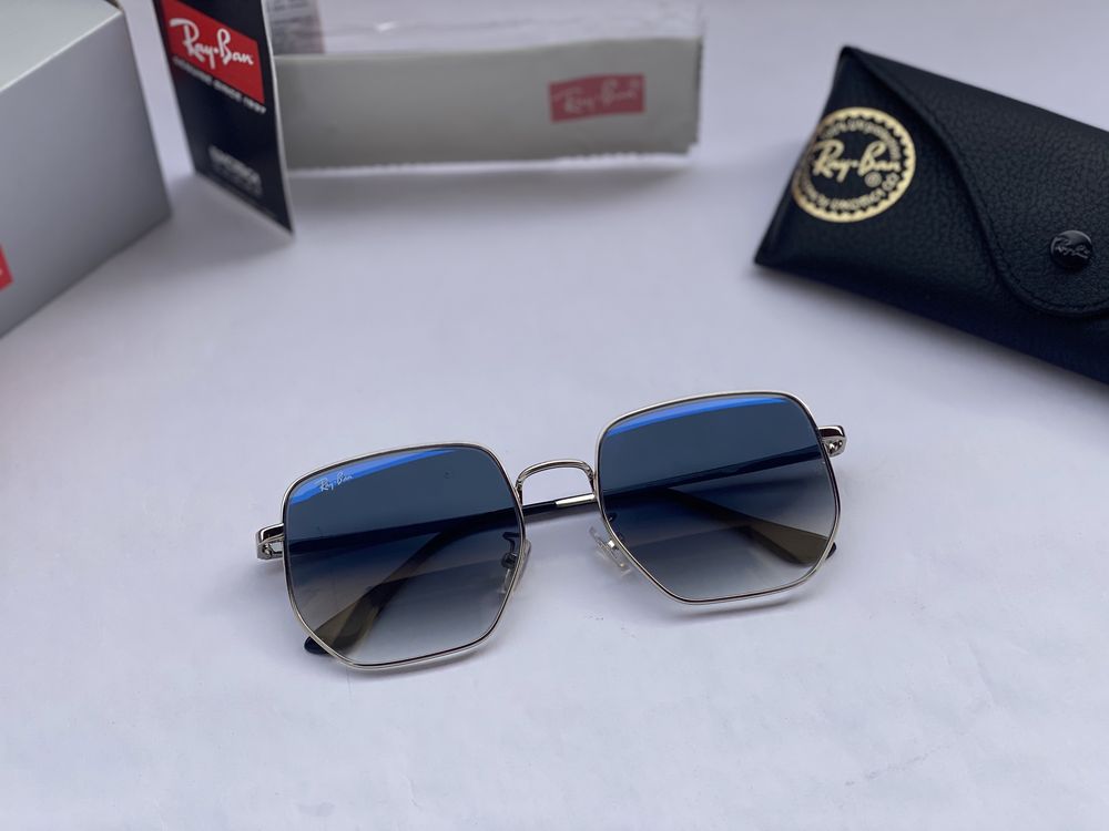 Ochelari de soare Ray Ban 3764D CNY Edition Noi