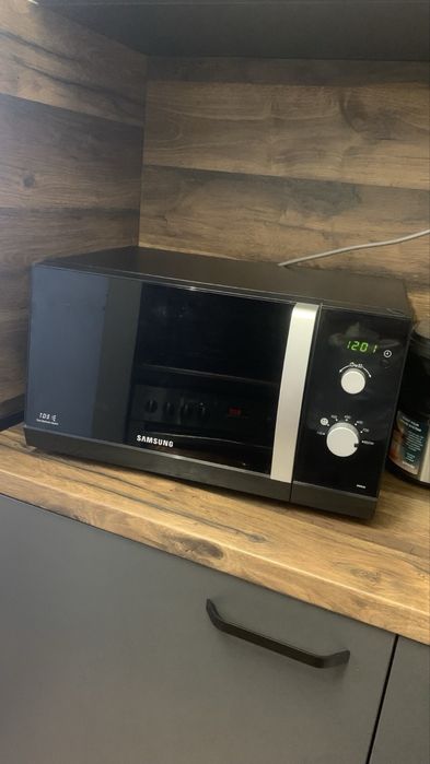 Микровълнова фурна samsung