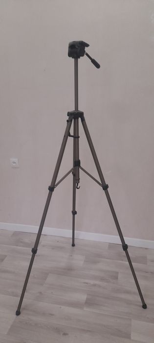 Штатив  Континент .